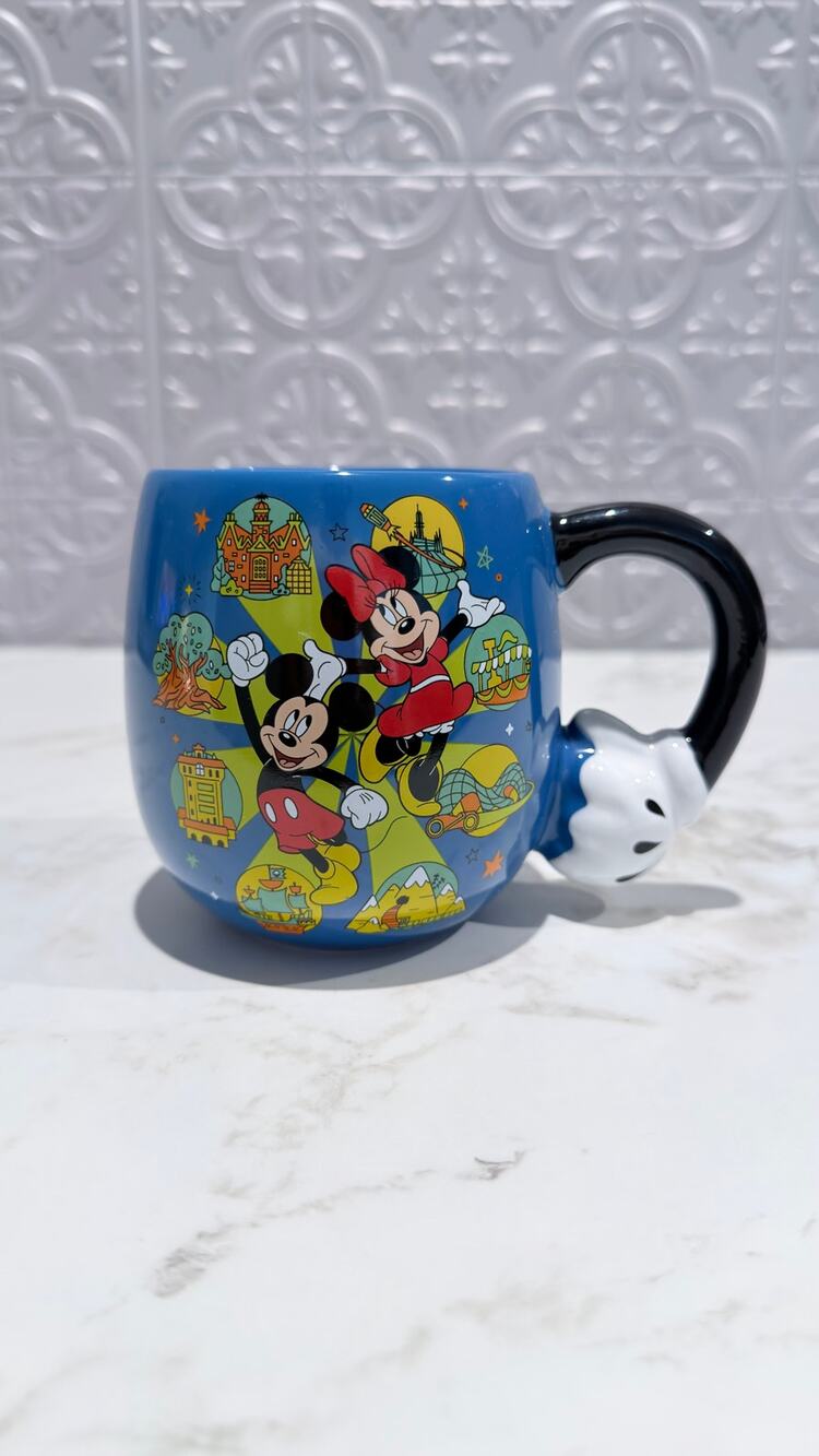 Walt Disney World Play in the Park Mickey Minnie Attractions Mug 15 oz NEW